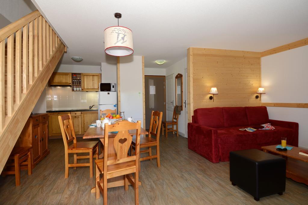 Residence Odalys Les Bergers Сен-Сорлен-д'Арв Экстерьер фото